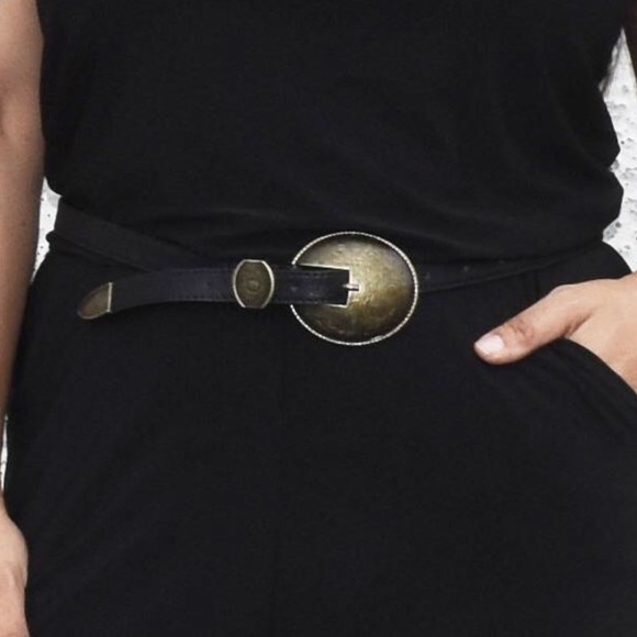 Oval Viintage Style Belt - Picture 3 of 5